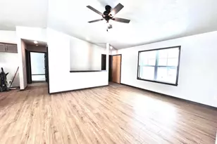 2040 Red Fox Ln, Kaukauna, WI 54130 - Photo 5