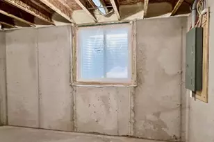 2040 Red Fox Ln, Kaukauna, WI 54130 - Photo 15