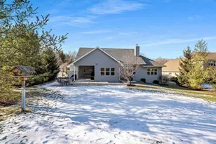 905 Red Fox Dr, Green Bay, WI 54313 - Photo 77