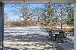 905 Red Fox Dr, Green Bay, WI 54313 - Photo 15