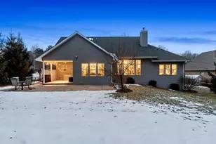 905 Red Fox Dr, Green Bay, WI 54313 - Photo 87
