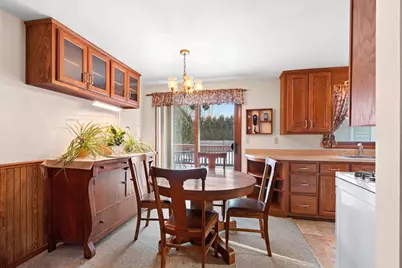 1713 Bentwood Drive, Green Bay, WI 54303 - Photo 11