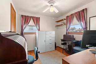 1713 Bentwood Dr, Green Bay, WI 54303 - Photo 19