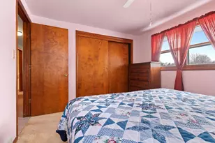 1713 Bentwood Dr, Green Bay, WI 54303 - Photo 15