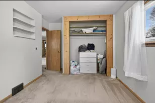 625 Dawes St, Marinette, WI 54143 - Photo 7