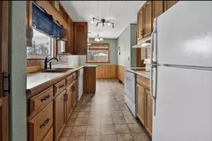 625 Dawes St, Marinette, WI 54143 - Photo 17