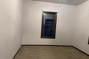 1421 E Midway Rd, Appleton, WI 54915 - Photo 5