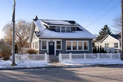 1221 Oshkosh Avenue, Oshkosh, WI 54902 - Photo 1