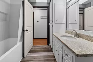 1403 Orlando Dr, Green Bay, WI 54313 - Photo 15