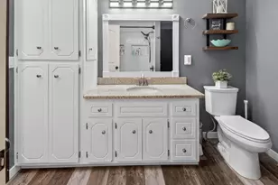 1403 Orlando Dr, Green Bay, WI 54313 - Photo 17