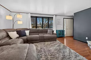 1403 Orlando Dr, Green Bay, WI 54313 - Photo 3