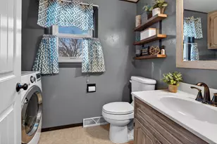 1403 Orlando Dr, Green Bay, WI 54313 - Photo 11