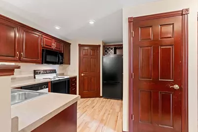 2571 Telluride Trail #Unit H, Howard, WI 54313 - Photo 7