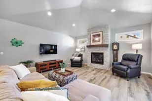 3347 Largo Ridge Dr, Green Bay, WI 54311 - Photo 15