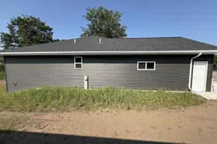 1015 Constellation Way, Marinette, WI 54143 - Photo 19