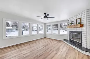 1133 Cardinal Ln, Green Bay, WI 54313 - Photo 5