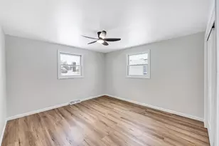 1133 Cardinal Ln, Green Bay, WI 54313 - Photo 15