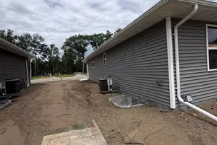 925 Constellation Way, Marinette, WI 54143 - Photo 27