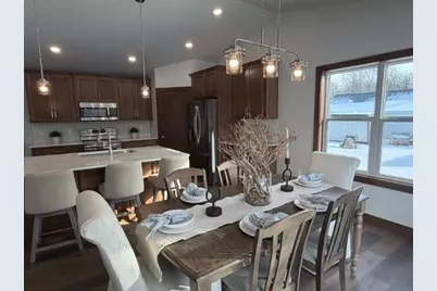 1921 Lone Grove Avenue, Green Bay, WI 54303 - Photo 11