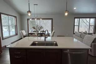 1921 Lone Grove Ave, Green Bay, WI 54303 - Photo 9