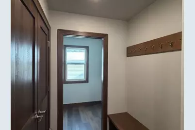 1921 Lone Grove Avenue, Green Bay, WI 54303 - Photo 13