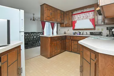 441 Menlo Park Road, Green Bay, WI 54302 - Photo 11