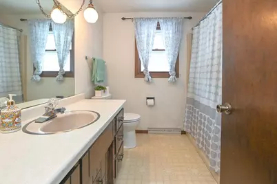 441 Menlo Park Road, Green Bay, WI 54302 - Photo 21