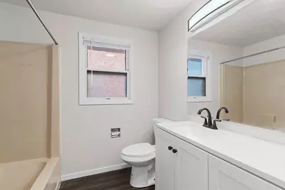 2871 S Broadway, Green Bay, WI 54304 - Photo 21