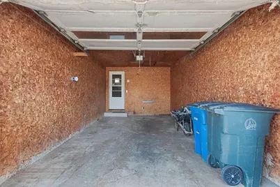 2871 S Broadway, Green Bay, WI 54304 - Photo 25