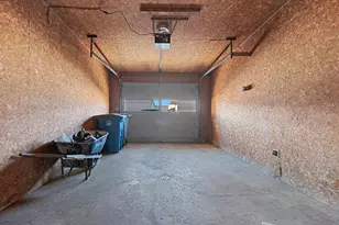 2871 S Broadway, Green Bay, WI 54304 - Photo 17