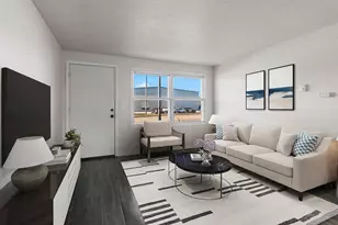 2871 S Broadway, Green Bay, WI 54304 - Photo 5