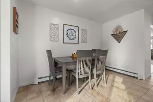 719 W 8th Ave, Oshkosh, WI 54902 - Photo 9