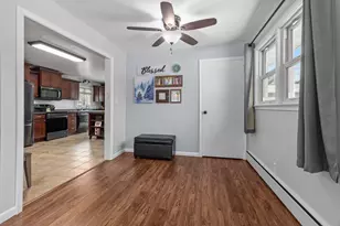 719 W 8th Ave, Oshkosh, WI 54902 - Photo 11