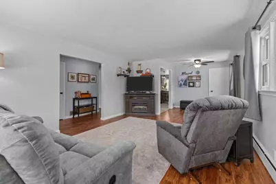 719 W 8th Avenue, Oshkosh, WI 54902 - Photo 15