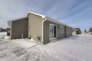 264 Jasmine Dr, Berlin, WI 54923 - Photo 73