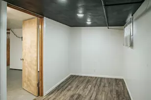 1127 Cardinal Ln, Howard, WI 54313 - Photo 19