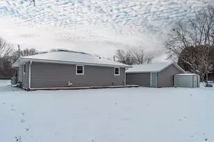 1127 Cardinal Ln, Howard, WI 54313 - Photo 33