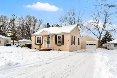 1327 Monroe Street, Oshkosh, WI 54901 - Photo 23