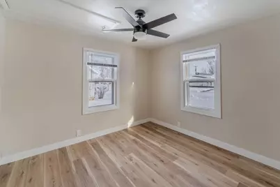 1327 Monroe Street, Oshkosh, WI 54901 - Photo 13