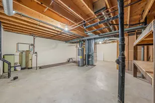 1253 Meadowview Dr, Menasha, WI 54952 - Photo 25