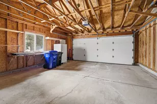 1035 S West Ct, Appleton, WI 54915 - Photo 15