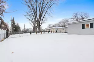 505 Bluebird Ln, Green Bay, WI 54303 - Photo 41