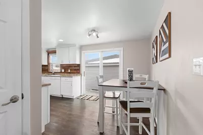 505 Bluebird Lane, Green Bay, WI 54303 - Photo 7