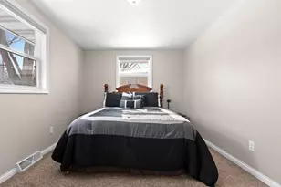 505 Bluebird Ln, Green Bay, WI 54303 - Photo 23