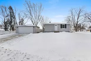 505 Bluebird Ln, Green Bay, WI 54303 - Photo 43