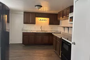 1028 Stuart St, Green Bay, WI 54301 - Photo 5