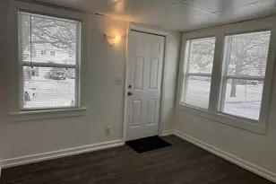 1028 Stuart St, Green Bay, WI 54301 - Photo 3