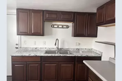 1028 Stuart Street, Green Bay, WI 54301 - Photo 7