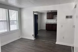 1028 Stuart St, Green Bay, WI 54301 - Photo 3