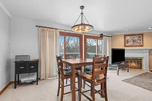 2945 Mossy Oak Cir, Green Bay, WI 54311 - Photo 9